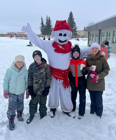 Bev Facey Community High Student Chosen to Attend United Nations Climate  Change Conference in Dubai, Elk Island Public Schools